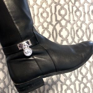 Michael Kors Size 6 Black Fall Boots